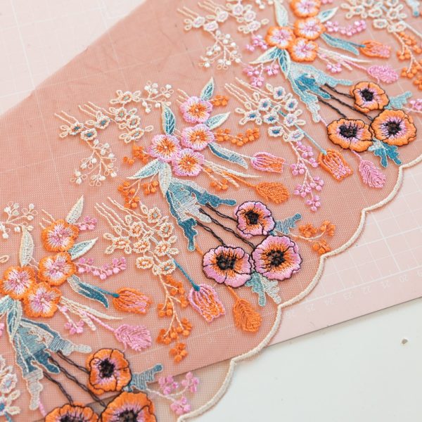1 YD Embroidered Sunset Bloom Lace