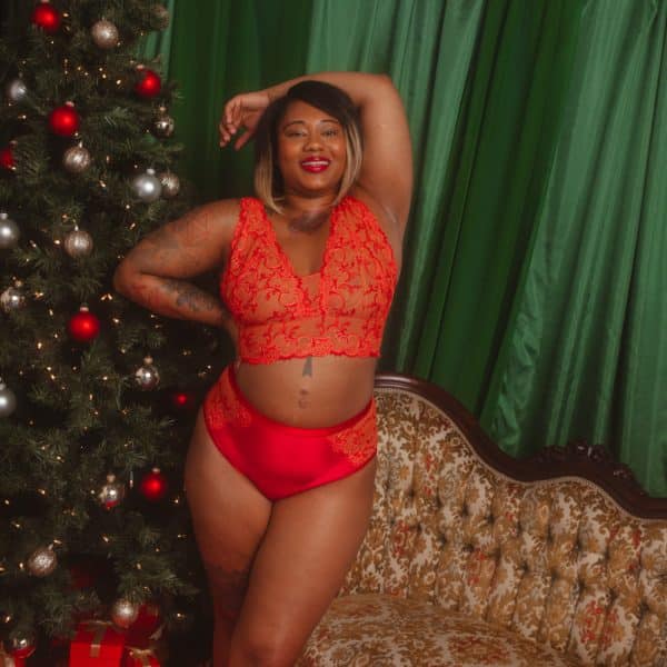 Madalynne-Holiday-Web-Square-10